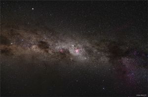 Jižní kříž a mlhovina Eta Carinae,  La Silla, Chile, Nikon D810A, Zeiss Otus 28/1,4