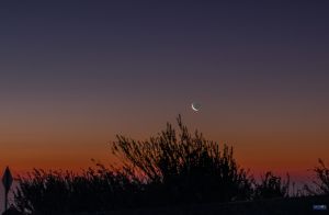 Měsíc na observatoři ESO, La Silla v Chile